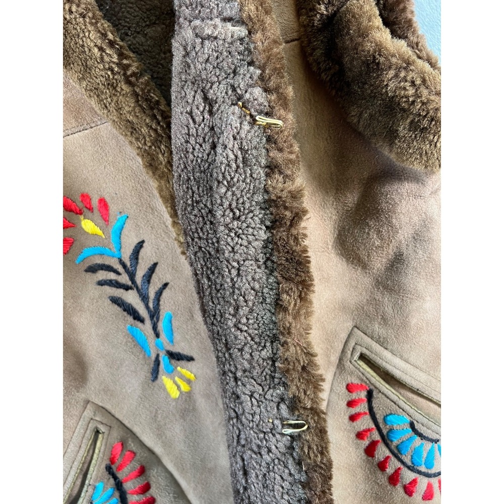 Vintage Afghan Embroidered Suede Shearling Vest Womens Medium Waistcoat - Picture 16 of 16